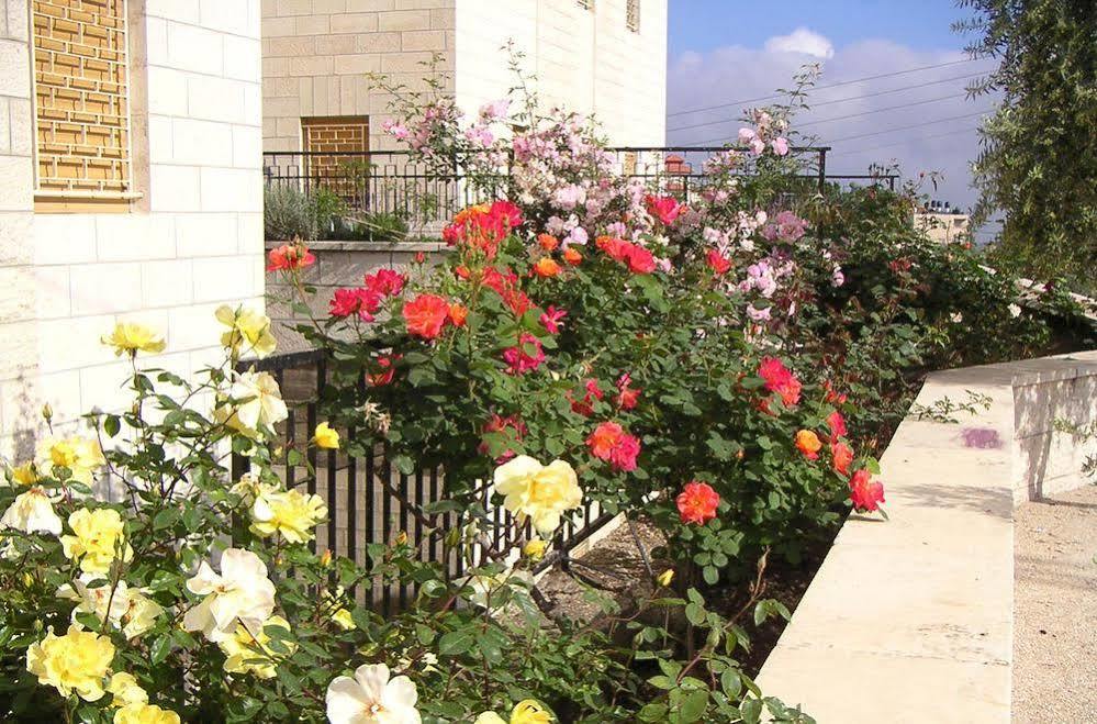 St Andrew'S Guesthouse - Ramallah Exterior foto